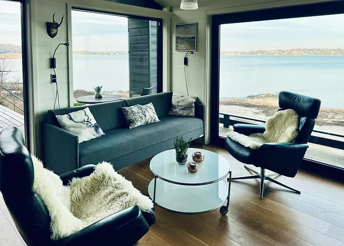 Strandhus Med Panoramaudsigt Ved Anslet ハザスレウ